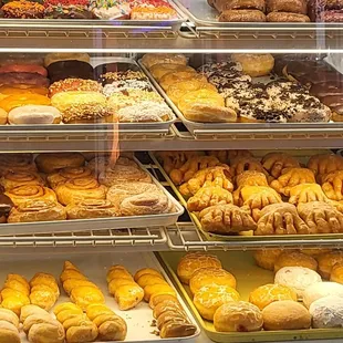 donuts, food, dough desserts