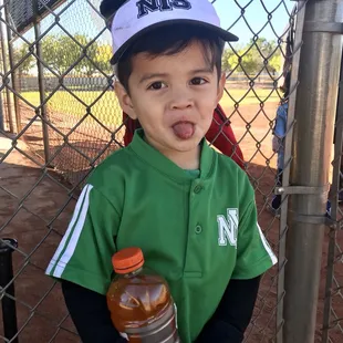 Great last game of the season for my God son LimLim. Way to go Gators. 11/18/207