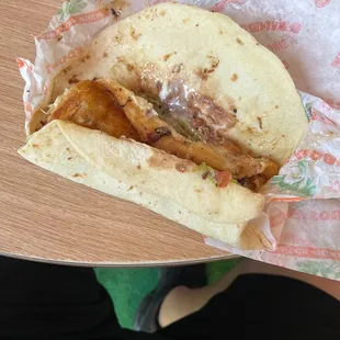 Chile rellano burrito