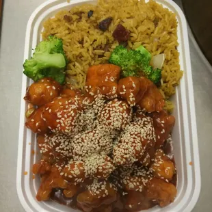 Sesame chicken combo with pork fried rice