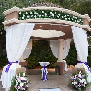 Wedding altar