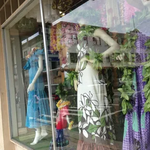 Pretty muumuu and holoku