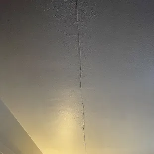 Crack in ceiling