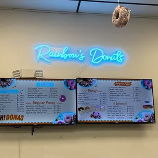 Tienen jugos frescos y desayunos