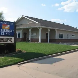Rainbow Valley Veterinary Clinic 1630 James  Derby,  KS  67037