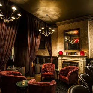 Bar Room at Raines Law Room at the William