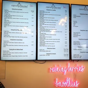 Bowls, smoothies, matcha, and kombucha menu