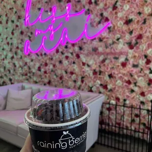 &quot;Feeling Nutty&quot; Açaí Bowl with Chocolate Nibs and cute background!