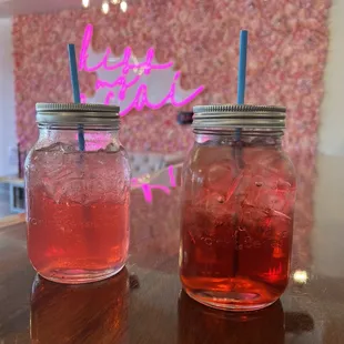 Dragonfruit lemonade (left) and Briar Patch tea (right)