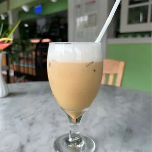 almond milk iced latte