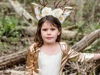 School Crossing & Toy Station