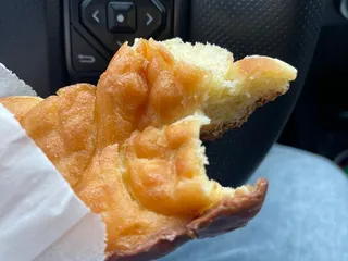 Ravins Donuts