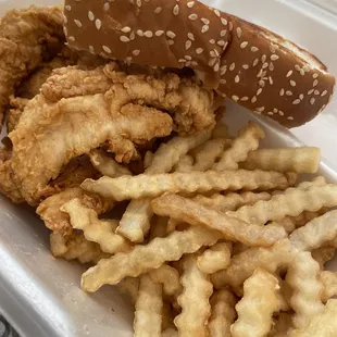 The box combo! 4 chicken fingers, Texas toast, fries!