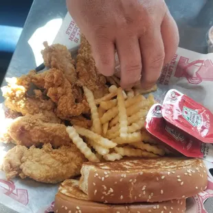 Caniac Combo with extra piece of toast