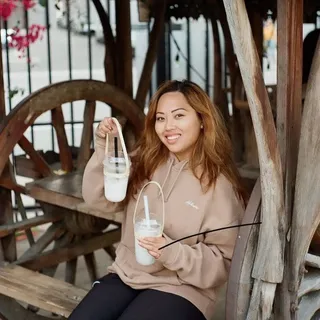 Pamela R.