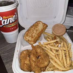 The Box Combo - 4 Chicken Fingers