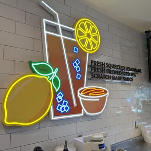 Great graphics, good sweet tea