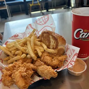 chicken wings and fried chicken, food