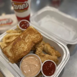 Raising Cane's Chicken Fingers