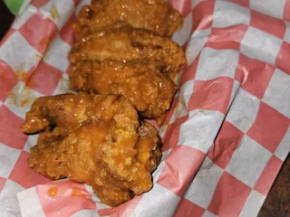 Mean Mug Wings & Things