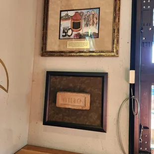 a picture of a man's hand holding a knife