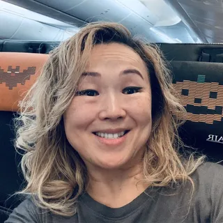 Tee K.