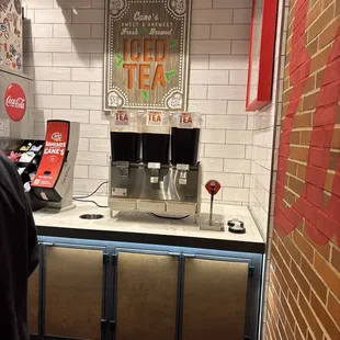 Fresh tea fountain