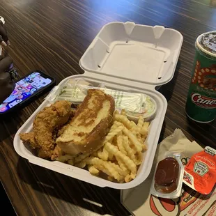 Raising Cane's Chicken Fingers