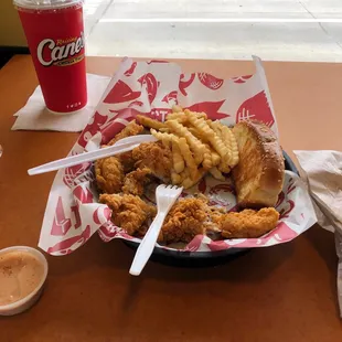 The Box Combo - 4 Chicken Fingers