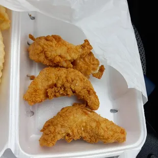 3 chicken tenders Combo with Texas Toast, Cane's sauce, French fries and Sweet tea