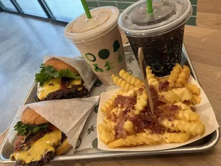 Shake Shack Newport News