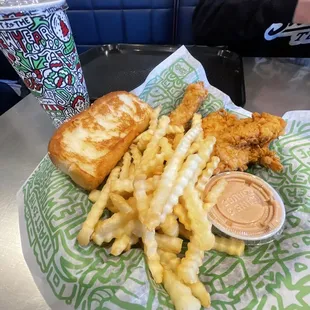 Three piece tender meal