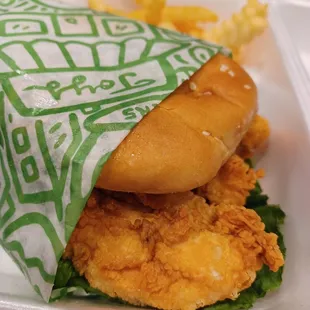 chicken wings and fried chicken, food