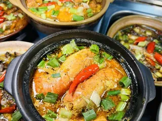 GRAB and GO Seafood