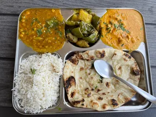 Shagan’s Chicken & Paranthas