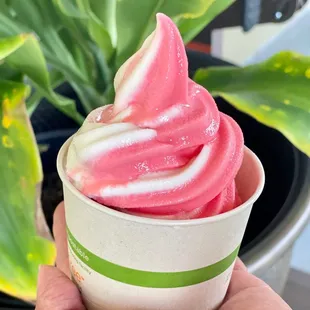 Lychee strawberry swirl