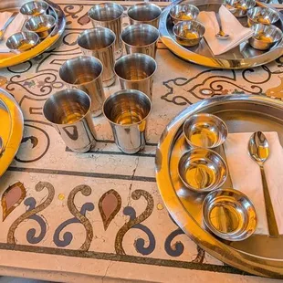 oysters and mussels, interior