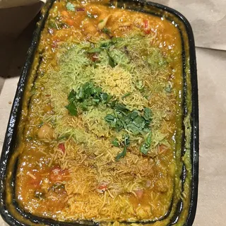 Aloo Tikki Chaat