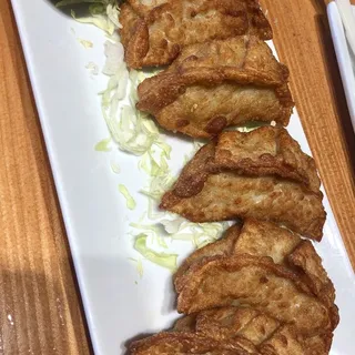 Super Jumbo Crispy Gyoza