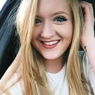 Claire F.