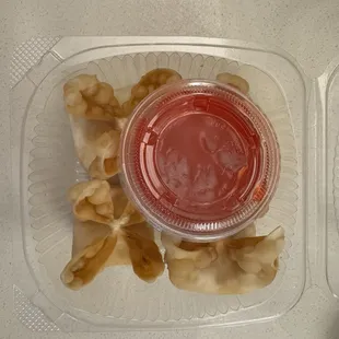 Crab cheese wontons