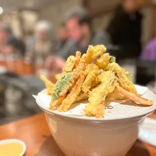 Vegetable tempura udon