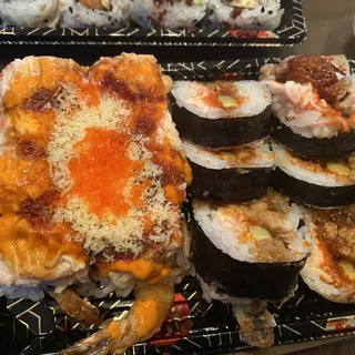Hook 'Em Horn Roll (8pcs)