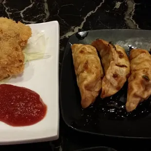 Deep fried oyster app and gyoza