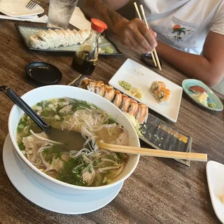 Rakuu Pho