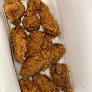 Fried Lemon Pepper Wings - Nun to play with! So good