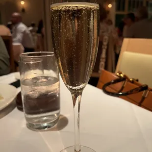 Veuve du Vernay, Brut, FR