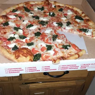 Ricotta pizza- pleasantly surprised how good it was