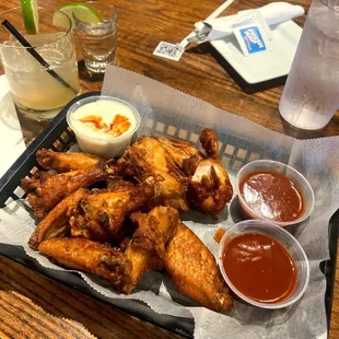 bbq chicken, chicken, poultry, bbq wings, chicken wings, fried chicken wings, fried chicken, chicken wings and fried chicken, food