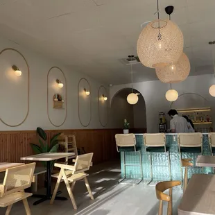 ramen and noodles, interior